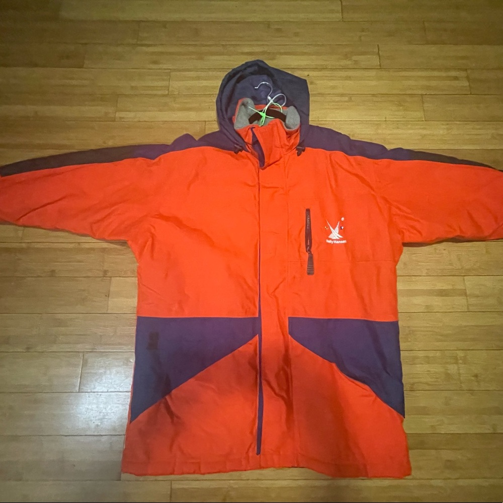 Helly Hansen Jacket 
size XL

#Vintage #DMV # DC #HellyHansen